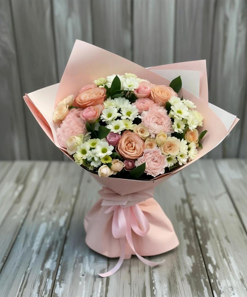 Букет цветов из: Гвоздики, Розы и Хризантемы в Берёзово