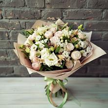 Букет цветов из:  Альстромерии, Розы и Хризантемы в Берёзово