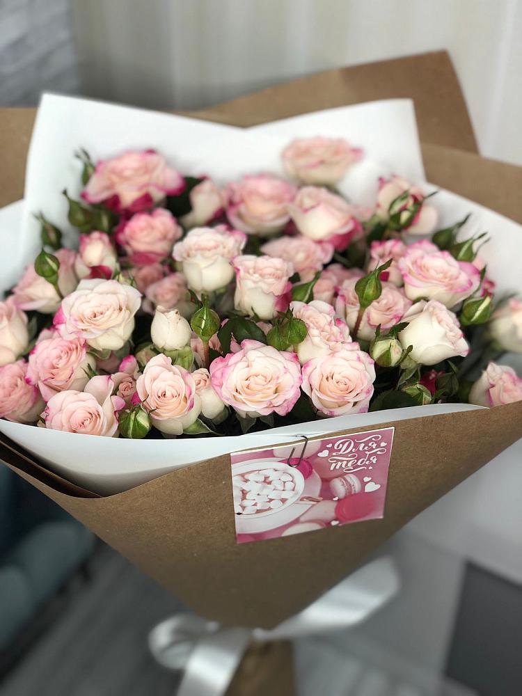 Букет цветов из: Розы в Берёзово