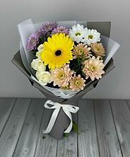 Букет цветов из:  Розы, Герберы и Хризантемы в Берёзово