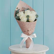 Букет цветов из:  Розы в Берёзово