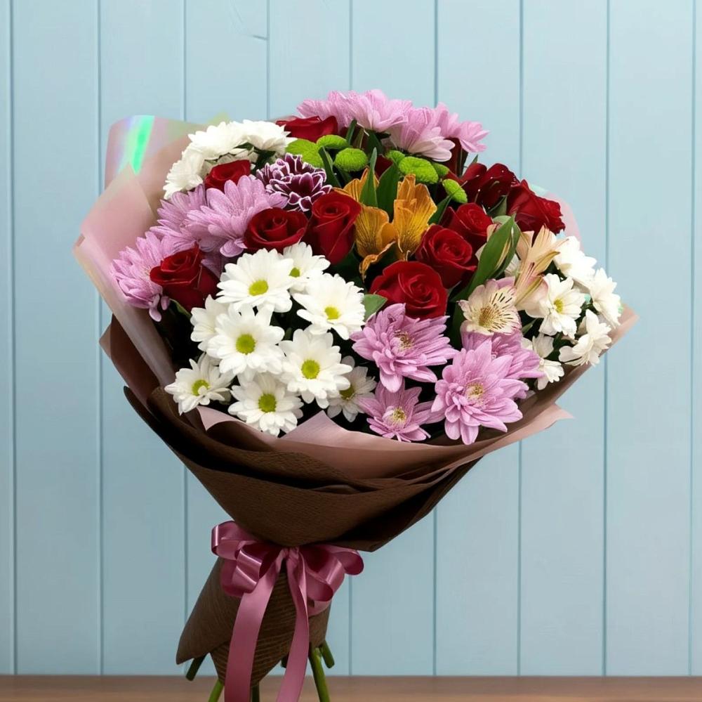 Букет цветов из: Розы, Хризантемы и Альстромерии в Берёзово