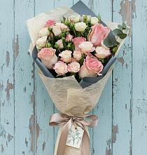 Букет цветов из:  Розы в Берёзово