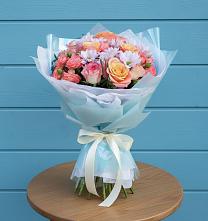 Букет цветов из:  Хризантемы и Розы в Берёзово