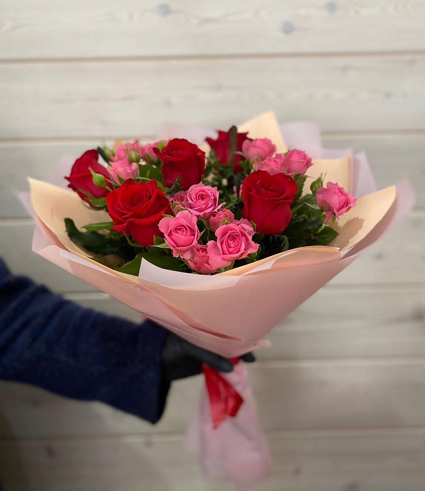 Букет цветов из: Розы в Берёзово