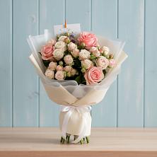 Букет цветов из:  Розы в Берёзово
