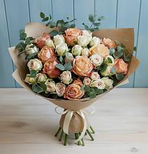 Букет цветов из:  Альстромерии и Розы в Берёзово